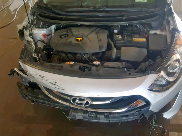 KMHD35LH3EU215942 - 2014 HYUNDAI ELANTRA GT WHITE photo 7