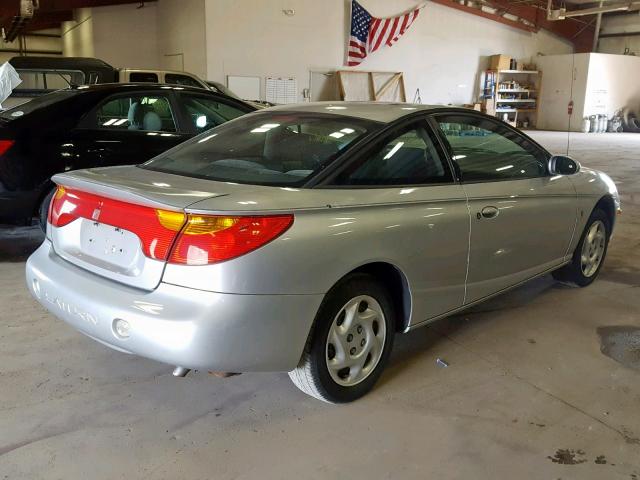 1G8ZY12712Z242708 - 2002 SATURN SC2 SILVER photo 4