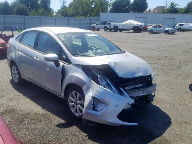 3FADP4BJ0BM219508 - 2011 FORD FIESTA SE SILVER photo 1