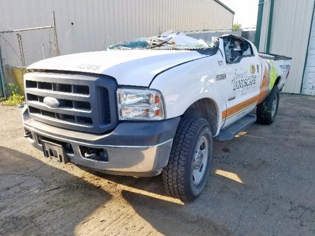 1FTWF31P07EA77521 - 2007 FORD F350 SRW S WHITE photo 2