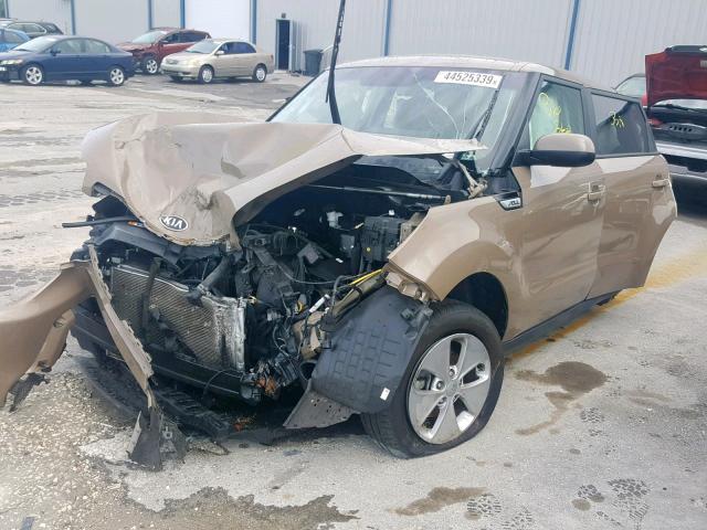 KNDJN2A22F7155750 - 2015 KIA SOUL BROWN photo 2