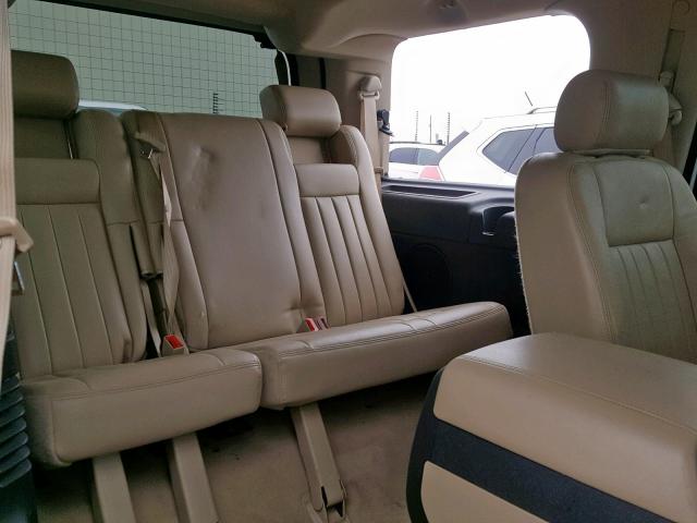 5LMFU28585LJ00324 - 2005 LINCOLN NAVIGATOR 白色 照片 6