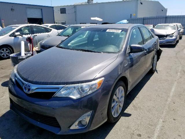 4T1BD1FK1CU046909 - 2012 TOYOTA CAMRY HYBR SILVER photo 2