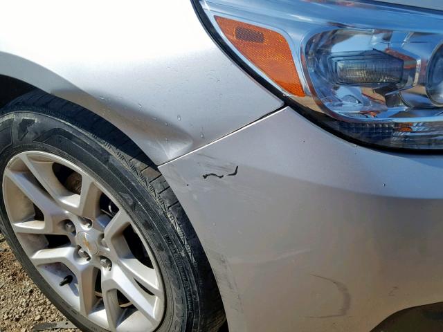 1G11C5SL3FF219033 - 2015 CHEVROLET MALIBU 1LT SILVER photo 9
