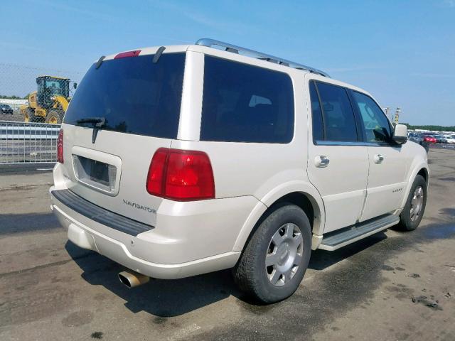 5LMFU28565LJ02380 - 2005 LINCOLN NAVIGATOR BEIGE photo 4