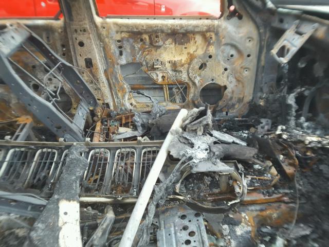 1J4GL58K54W227299 - 2004 JEEP LIBERTY LI BURN photo 5