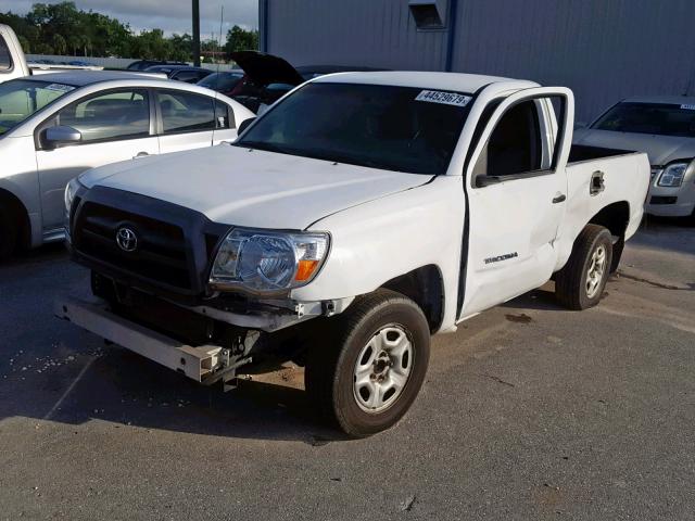 5TENX22NX7Z349070 - 2007 TOYOTA TACOMA WHITE photo 2