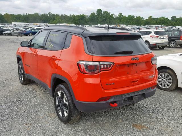 3C4NJDDB2JT231623 - 2018 JEEP COMPASS TR ORANGE photo 3