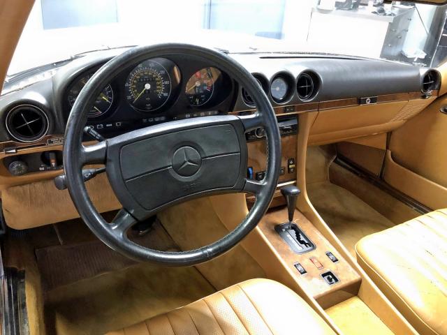 WDBBA48D0JA086392 - 1988 MERCEDES-BENZ 560 SL CREAM photo 5