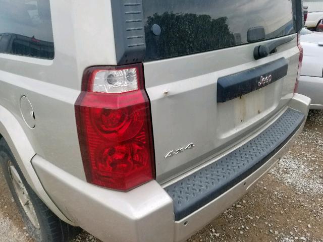 1J8HG48K68C215395 - 2008 JEEP COMMANDER SILVER photo 10