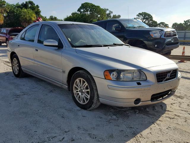 YV1RS612352457248 - 2005 VOLVO S60 SILVER photo 1