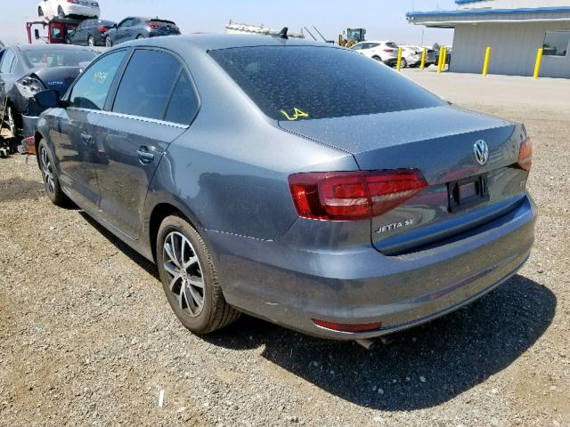 3VWDB7AJ0HM273649 - 2017 VOLKSWAGEN JETTA SE GRAY photo 3