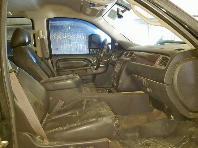 1GT426C89DF190786 - 2013 GMC SIERRA K35 BLACK photo 5