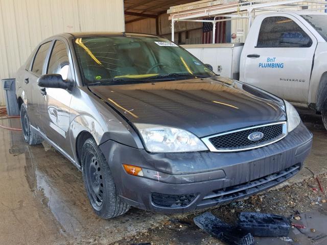 1FAFP34N15W139013 - 2005 FORD FOCUS ZX4 GRAY photo 1