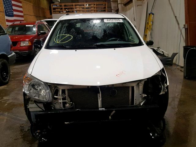 5Y2SL658X7Z416144 - 2007 PONTIAC VIBE WHITE photo 9