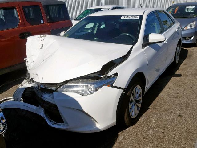 4T4BF1FK3GR532451 - 2016 TOYOTA CAMRY LE WHITE photo 2