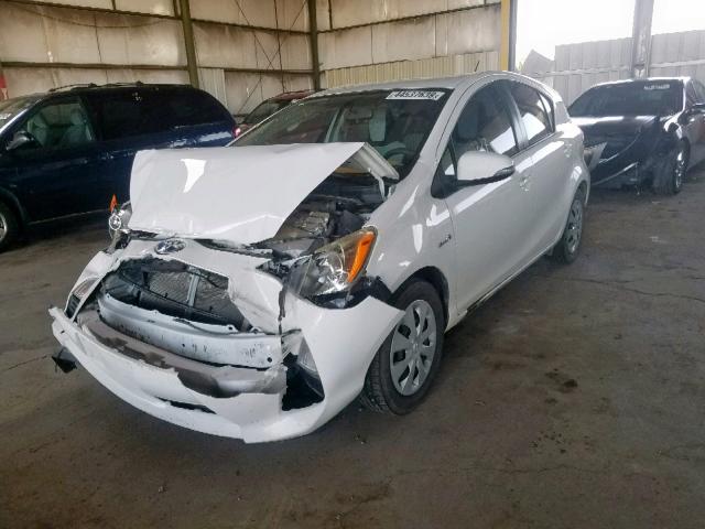 JTDKDTB37D1554769 - 2013 TOYOTA PRIUS C WHITE photo 2