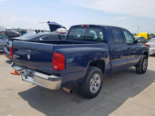 1D7HE48K46S694244 - 2006 DODGE DAKOTA QUA BLUE photo 4