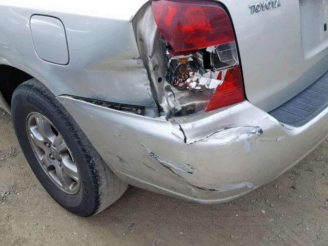 JTEGD21A450128668 - 2005 TOYOTA HIGHLANDER SILVER photo 9