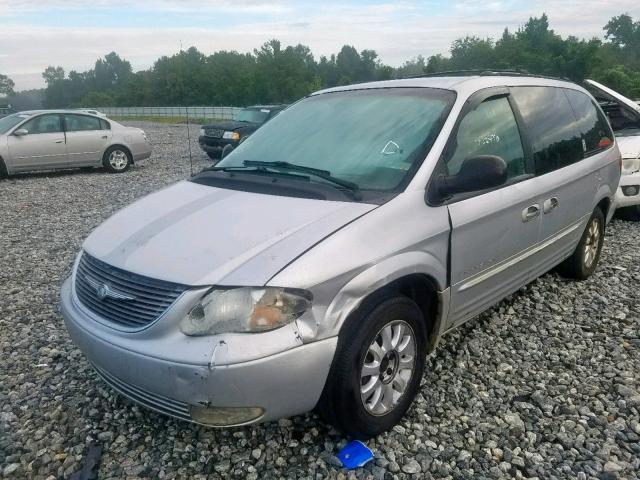 2C4GT54L81R220517 - 2001 CHRYSLER TOWN & COU SILVER photo 2