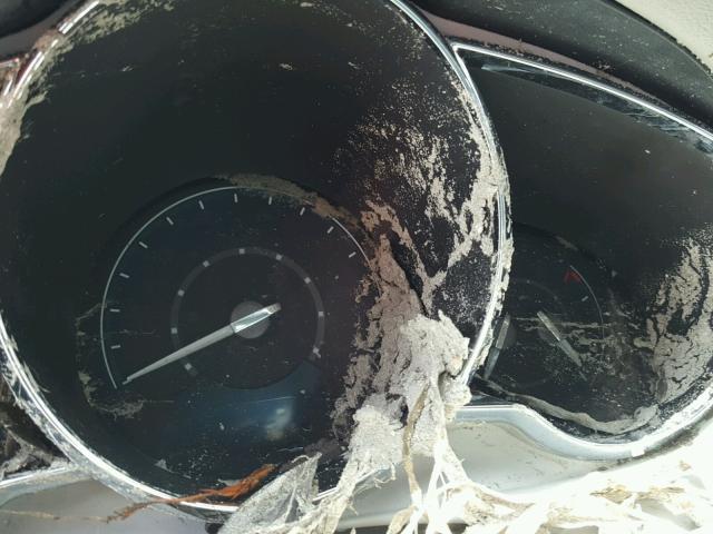 1G1ZA5EU6BF134629 - 2011 CHEVROLET MALIBU LS WHITE photo 8