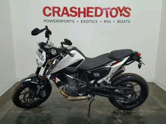 VBKLDV403GM785298 - 2016 KTM 690 DUKE WHITE photo 3