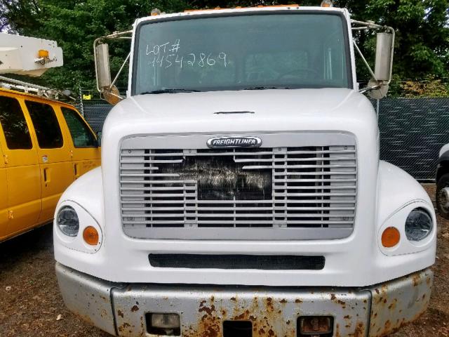 1FUYTMDB3YHF31893 - 2000 FREIGHTLINER MEDIUM CON WHITE photo 9