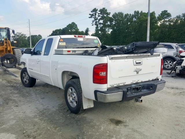 1GCEC19J07Z513575 - 2007 CHEVROLET SILVERADO WHITE photo 3