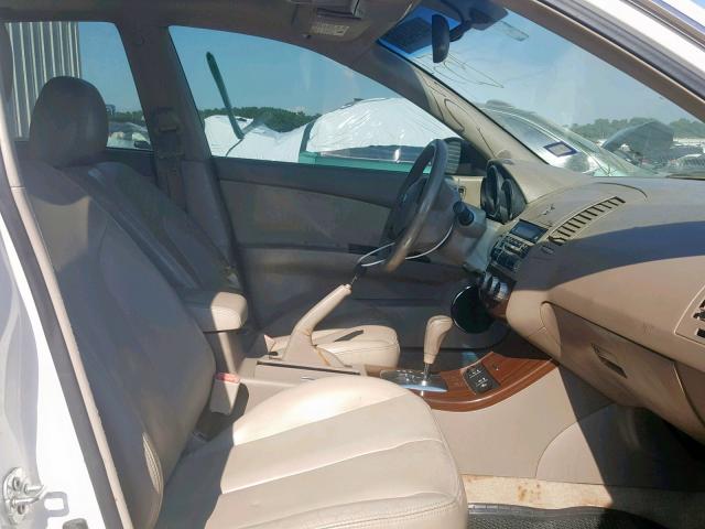 1N4BL11D25N492554 - 2005 NISSAN ALTIMA SE WHITE photo 5