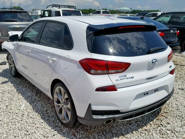 KMHH55LC4KU105798 - 2019 HYUNDAI ELANTRA GT WHITE photo 3