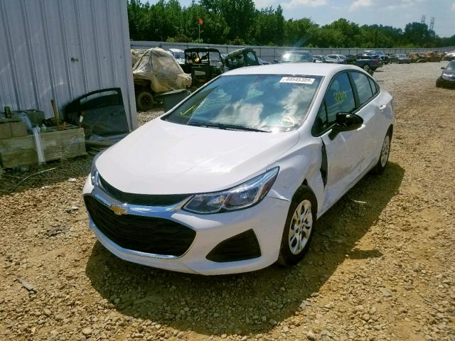 1G1BJ5SM7K7102269 - 2019 CHEVROLET CRUZE WHITE photo 2