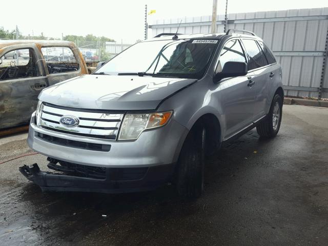 2FMDK36C47BA46224 - 2007 FORD EDGE SE SILVER photo 2