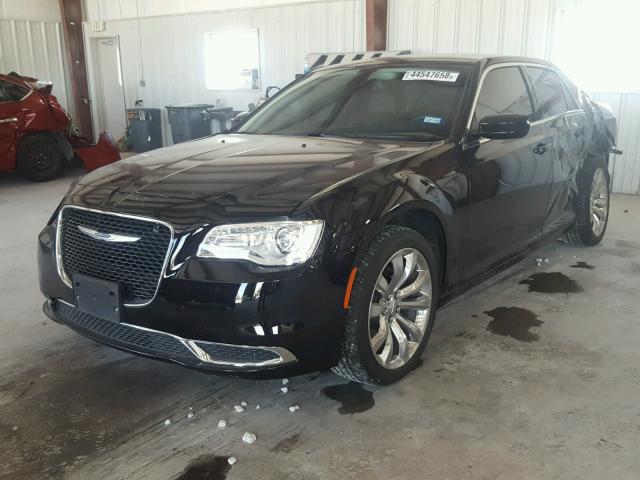 2C3CCAAG8GH321073 - 2016 CHRYSLER 300 LIMITE BLACK photo 2