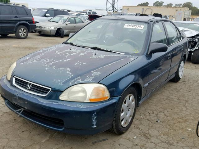 JHMEJ6620WS007315 - 1998 HONDA CIVIC DX GREEN photo 2