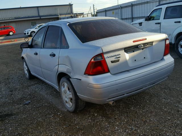 1FAFP34N47W336809 - 2007 FORD FOCUS ZX4 SILVER photo 3