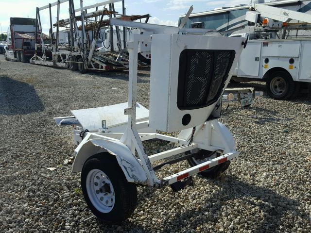 1M9US0811GD597118 - 2016 FABR TRAILER WHITE photo 3