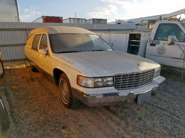 1GEFH9071PR714429 - 1993 CADILLAC COMMERCIAL WHITE photo 1