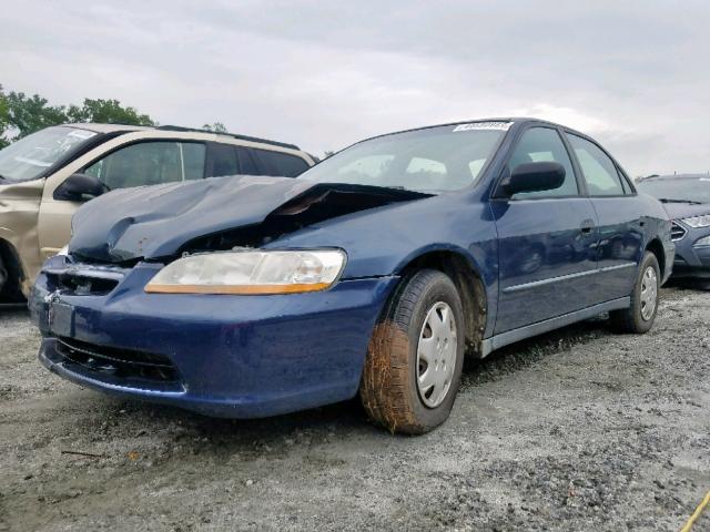 1HGCF8640XA138678 - 1999 HONDA ACCORD DX BLUE photo 2