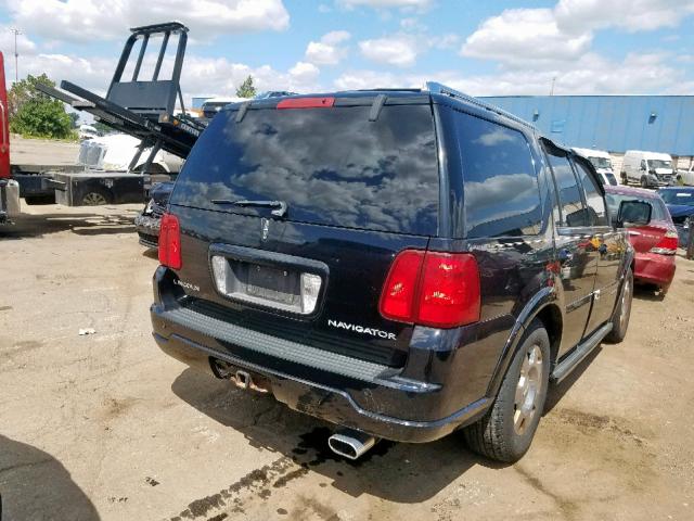 5LMFU27535LJ23690 - 2005 LINCOLN NAVIGATOR BLACK photo 4