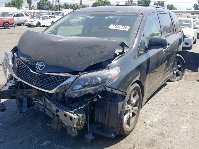 5TDXK3DC1GS711597 - 2016 TOYOTA SIENNA SE BLACK photo 2