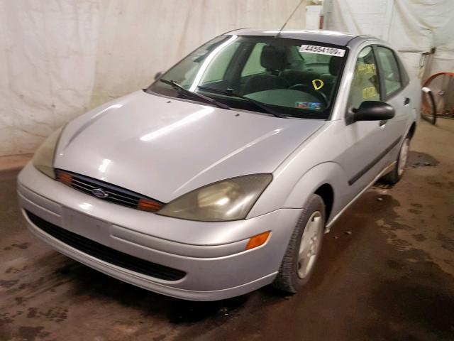 1FAFP33P03W309023 - 2003 FORD FOCUS LX SILVER photo 2