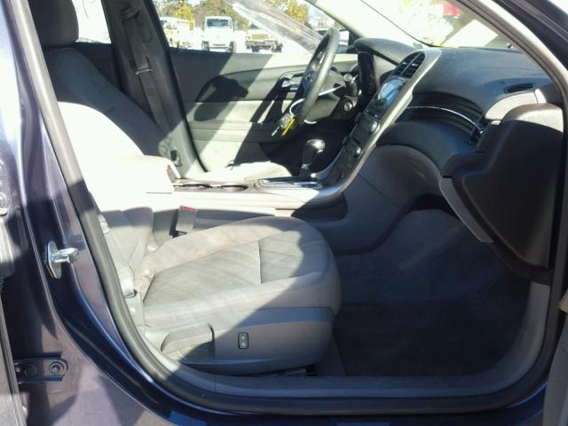 1G11B5SA9DF233582 - 2013 CHEVROLET MALIBU LS 蓝色 照片 5