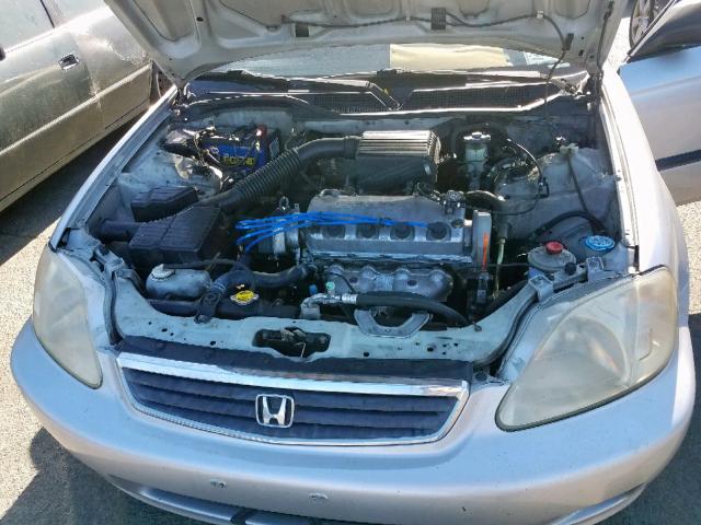 2HGEJ6621XH502246 - 1999 HONDA CIVIC DX SILVER photo 7