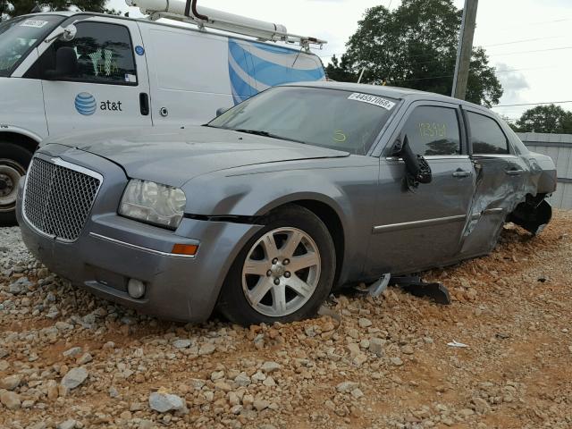 2C3KA53G67H705441 - 2007 CHRYSLER 300 TOURIN GRAY photo 2