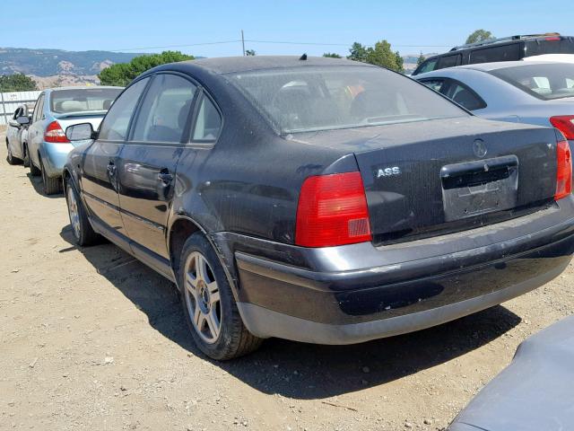 WVWBH63B91P047022 - 2001 VOLKSWAGEN PASSAT GLX BLACK photo 3