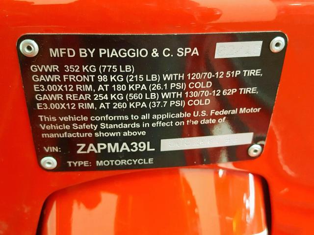 ZAPMA39L5J5200744 - 2018 VESPA GTS300 RED photo 20