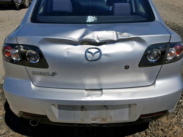 JM1BK12F481853033 - 2008 MAZDA 3 I SILVER photo 9