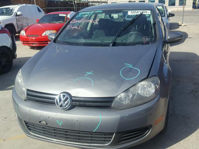 WVWBB7AJ2BW264047 - 2011 VOLKSWAGEN GOLF 灰色 照片 9