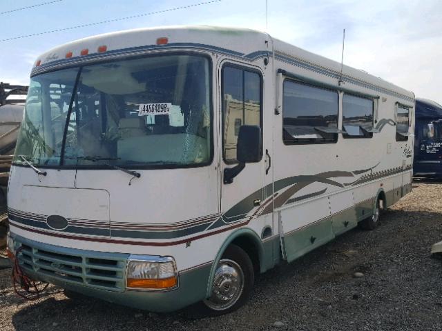 3FCMF53S1XJA22463 - 1999 AERB MOTORHOME WHITE photo 2