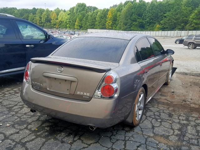 1N4BL11D95C270492 - 2005 NISSAN ALTIMA SE GRAY photo 4